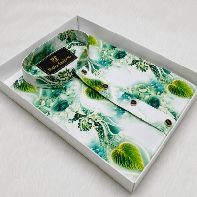 China stice: GREEN COLLAR